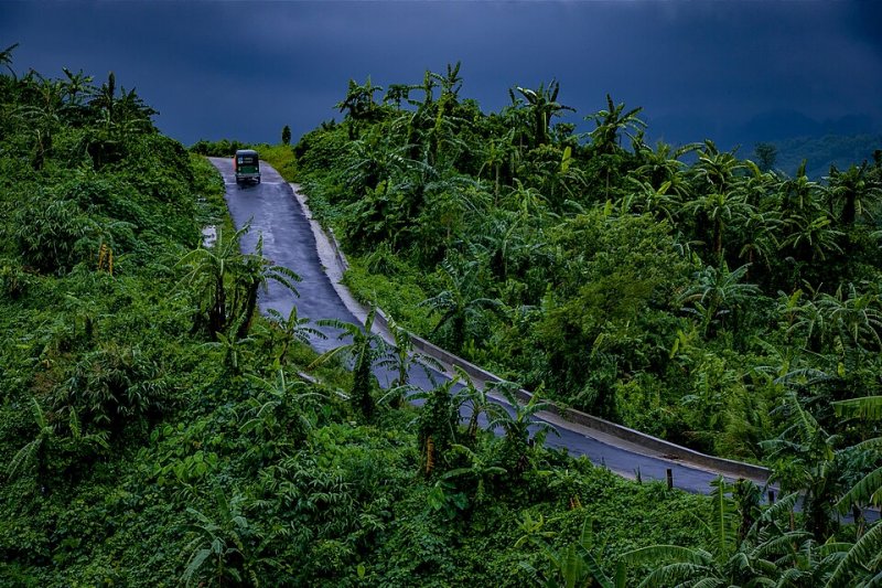 বঙ্গোপসাগরে লঘুচাপ সৃষ্টি, বৃষ্টির পূর্বাভাস ও বন্দরে সতর্কসংকেত